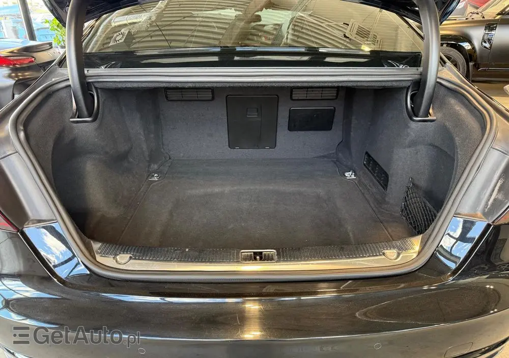 AUDI A8 3.0 TDI ultra Quattro