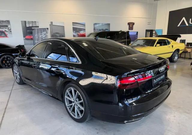 AUDI A8 3.0 TDI ultra Quattro
