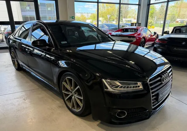 AUDI A8 3.0 TDI ultra Quattro