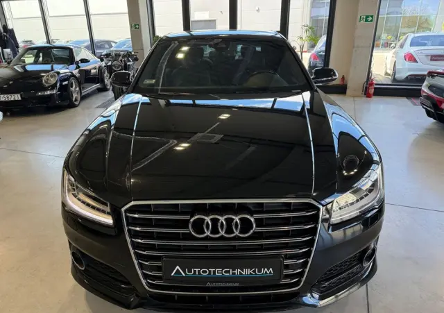 AUDI A8 3.0 TDI ultra Quattro