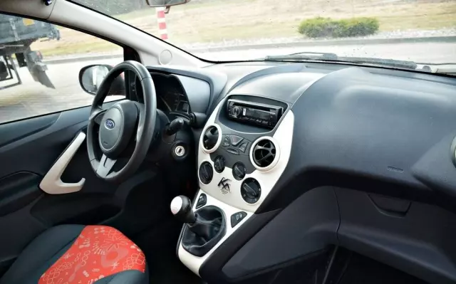 FORD KA 