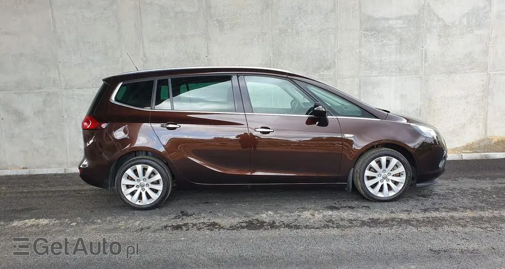 OPEL Zafira 2.0 CDTI Cosmo