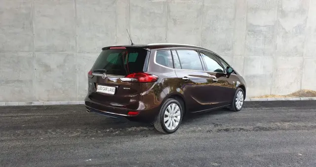 OPEL Zafira 2.0 CDTI Cosmo