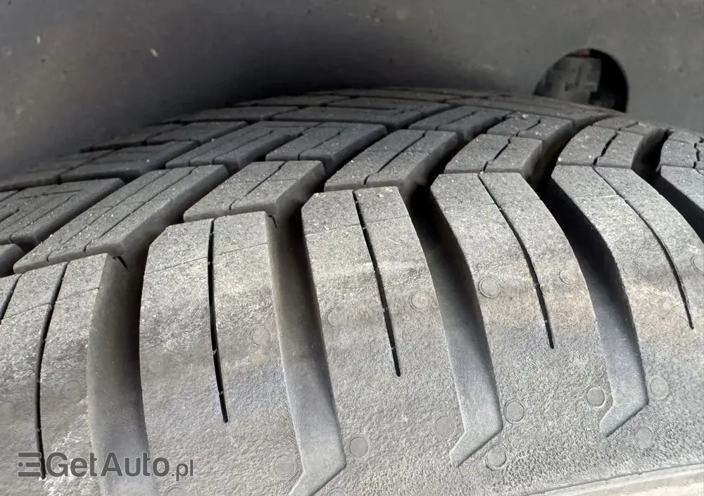 PEUGEOT 208 1.6 BlueHDi Active