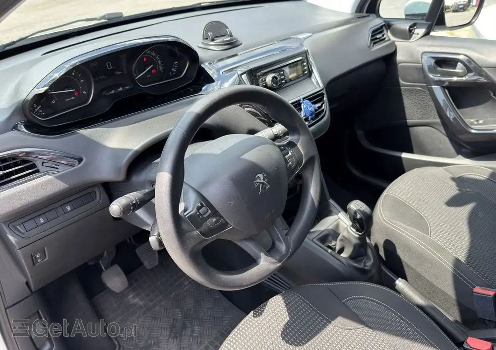 PEUGEOT 208 1.6 BlueHDi Active