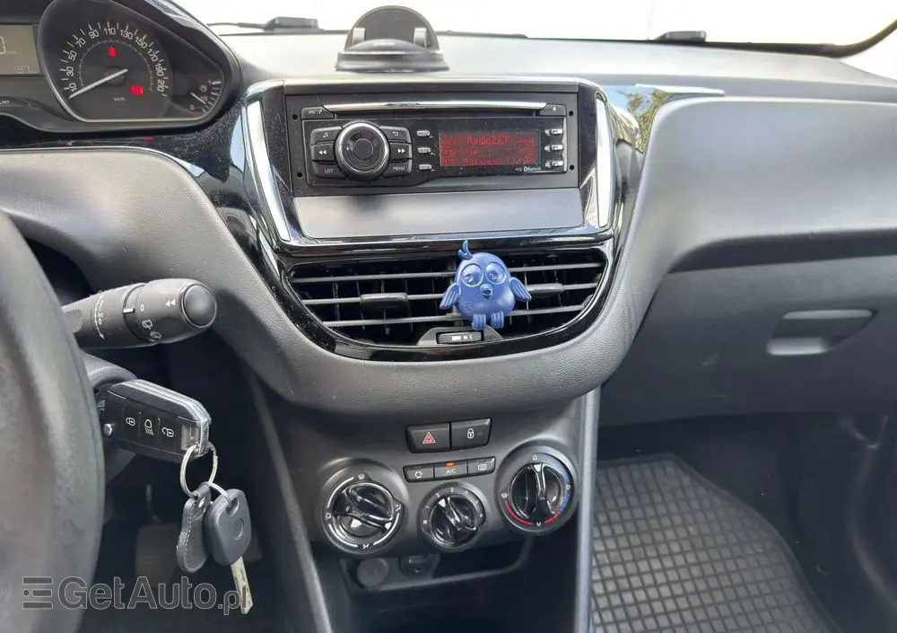 PEUGEOT 208 1.6 BlueHDi Active