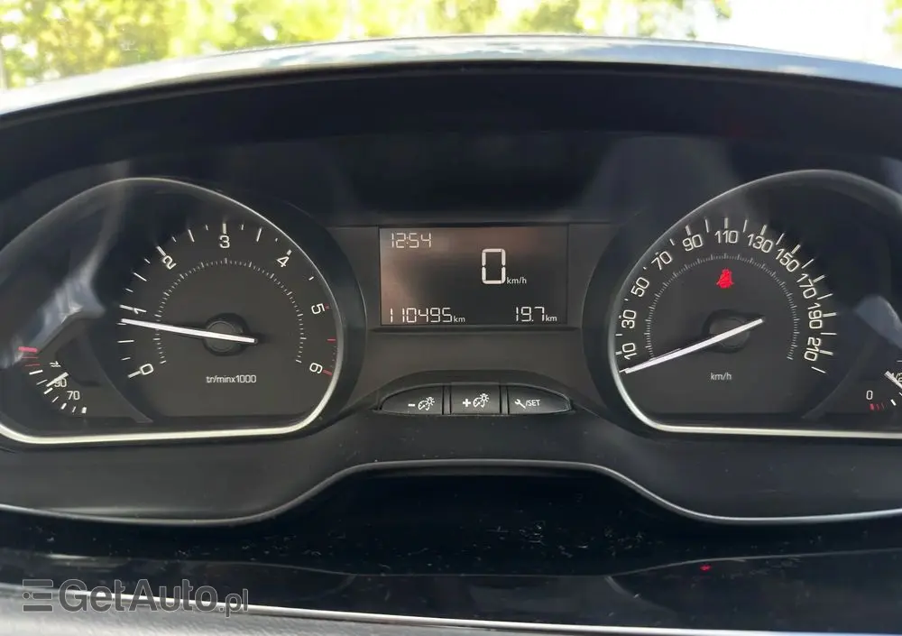 PEUGEOT 208 1.6 BlueHDi Active