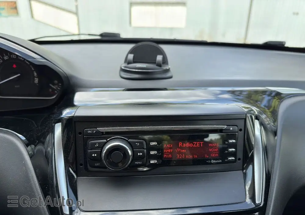 PEUGEOT 208 1.6 BlueHDi Active