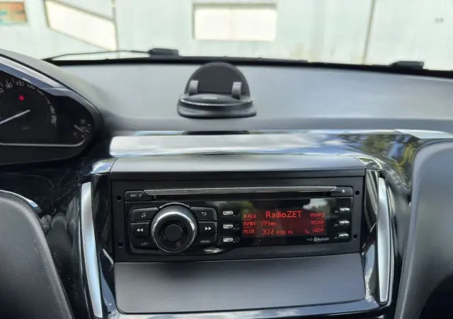 PEUGEOT 208 1.6 BlueHDi Active