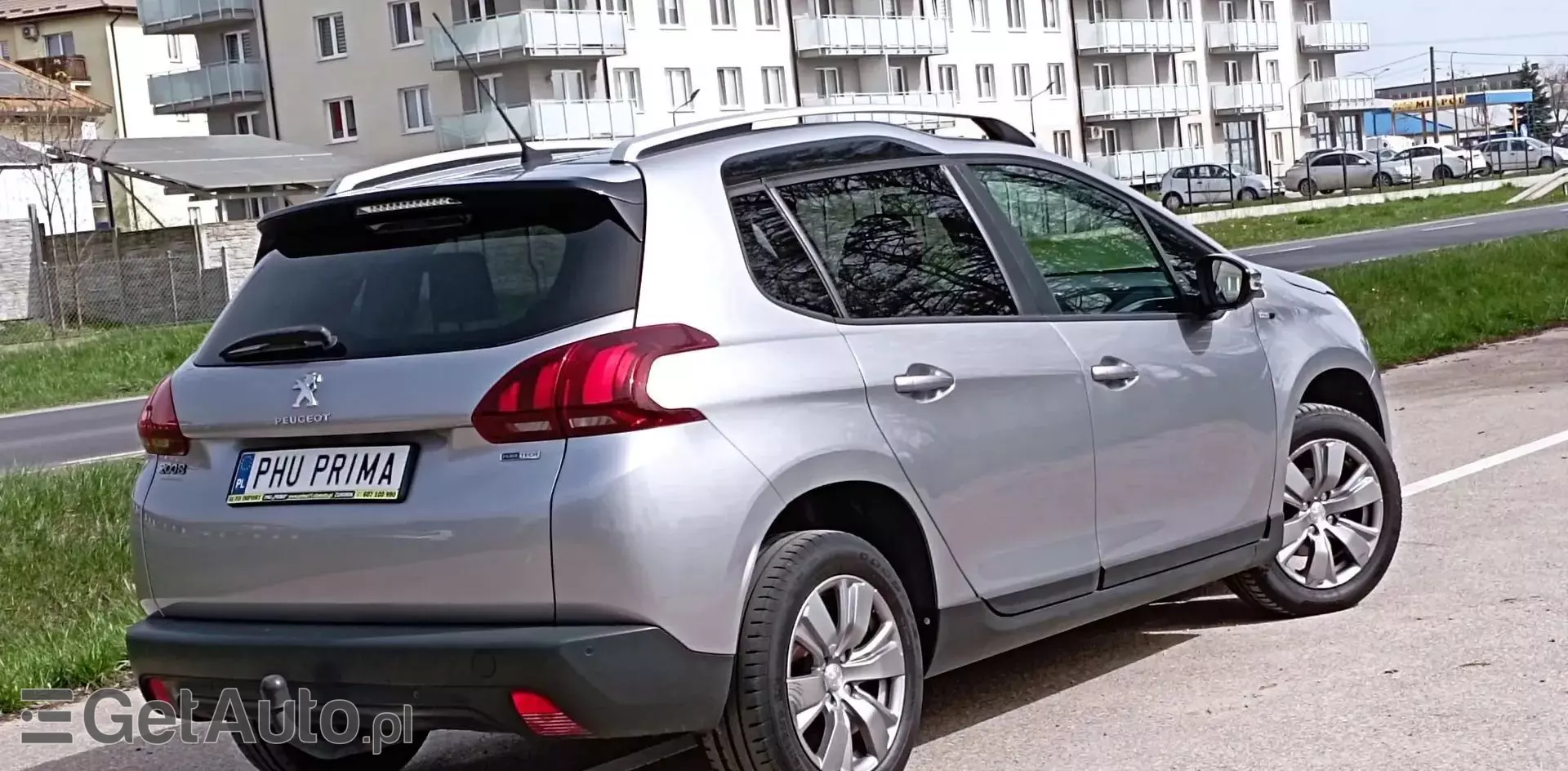 PEUGEOT 2008 1.2 PureTech (82 KM)