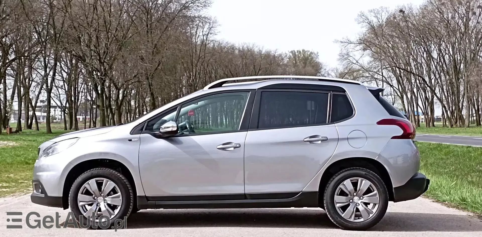 PEUGEOT 2008 1.2 PureTech (82 KM)