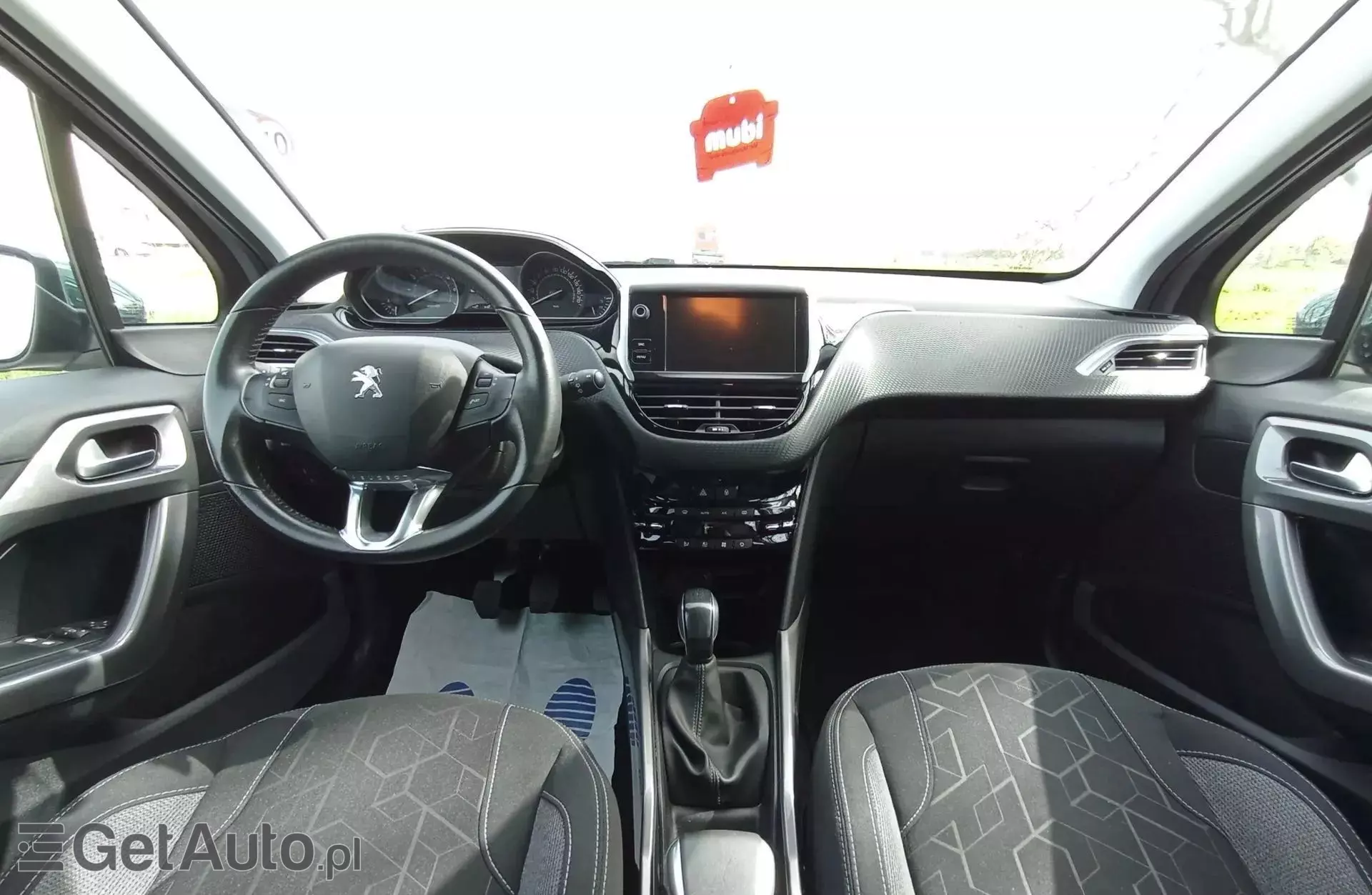 PEUGEOT 2008 1.2 PureTech (82 KM)