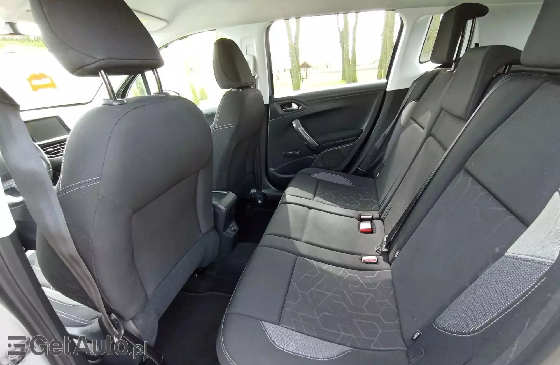 PEUGEOT 2008 1.2 PureTech (82 KM)