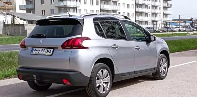 PEUGEOT 2008 1.2 PureTech (82 KM)