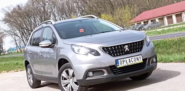 PEUGEOT 2008 1.2 PureTech (82 KM)