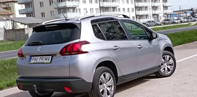 PEUGEOT 2008 1.2 PureTech (82 KM)