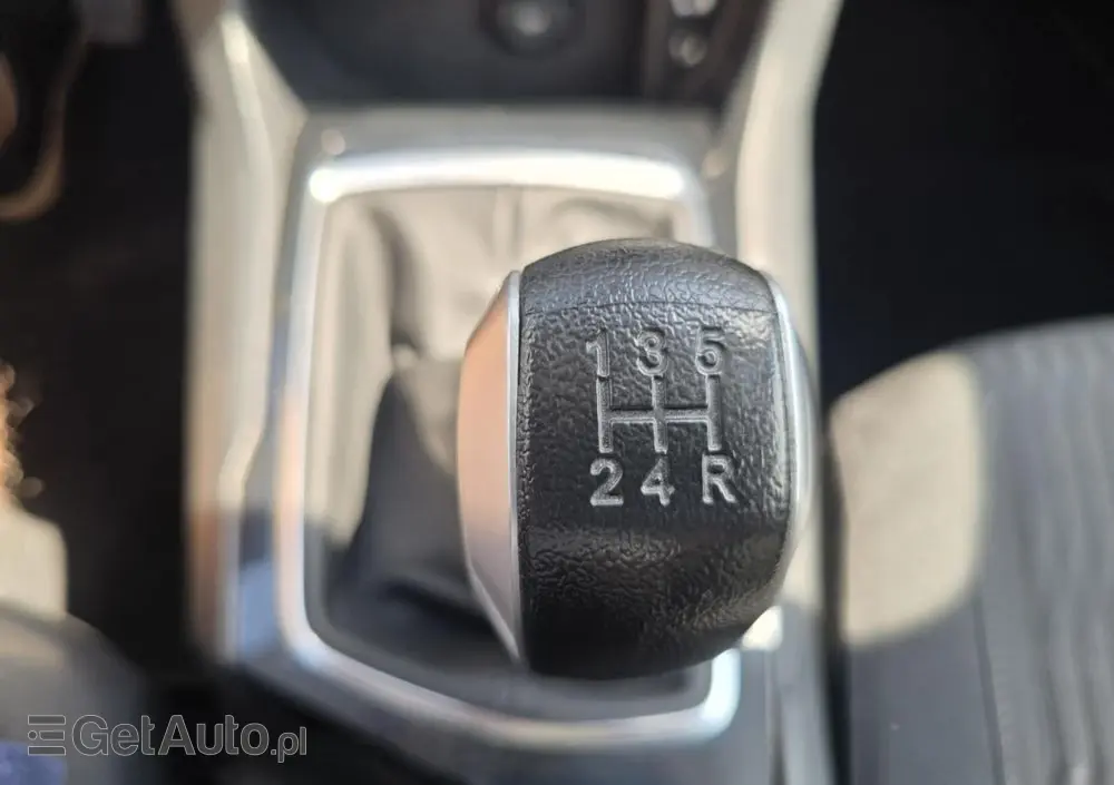 PEUGEOT 308 1.6 BlueHDi Business Line S&S