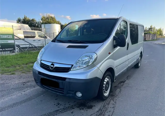 OPEL Vivaro 