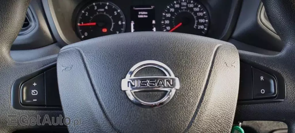 NISSAN Nv400 