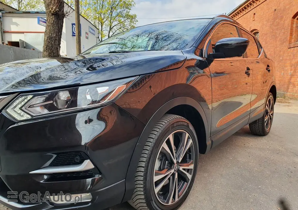 NISSAN Qashqai 1.3 DIG-T DCT N-TEC