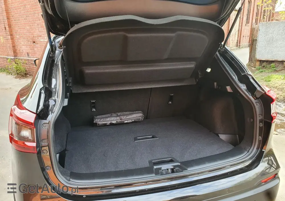 NISSAN Qashqai 1.3 DIG-T DCT N-TEC