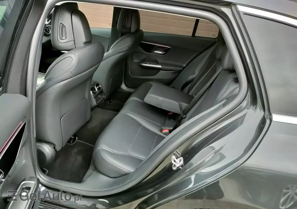 MERCEDES-BENZ Klasa C 200 d T 9G-TRONIC Avantgarde Advanced