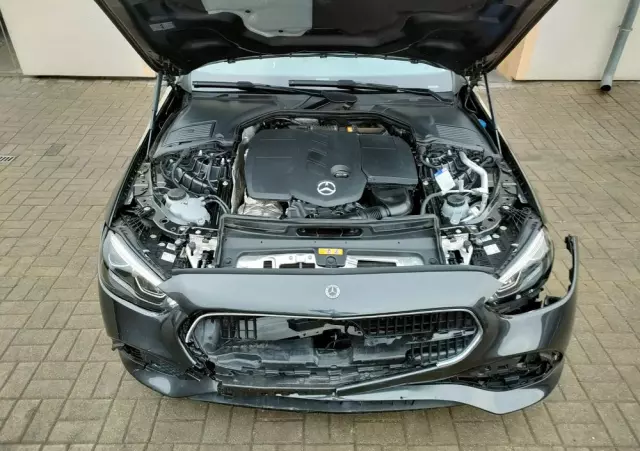 MERCEDES-BENZ Klasa C 200 d T 9G-TRONIC Avantgarde Advanced