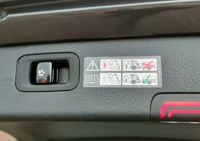 MERCEDES-BENZ Klasa C 200 d T 9G-TRONIC Avantgarde Advanced