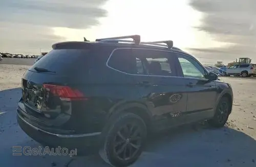 VOLKSWAGEN Taigun 