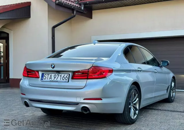 BMW Seria 5 520i Luxury Line sport