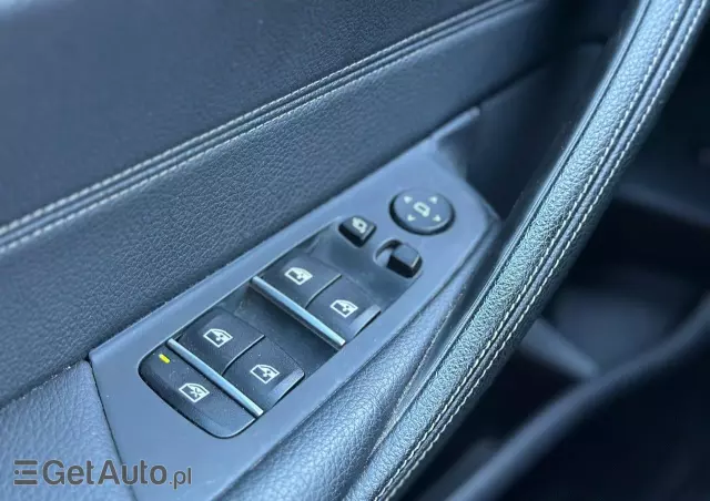 BMW Seria 5 520i Luxury Line sport