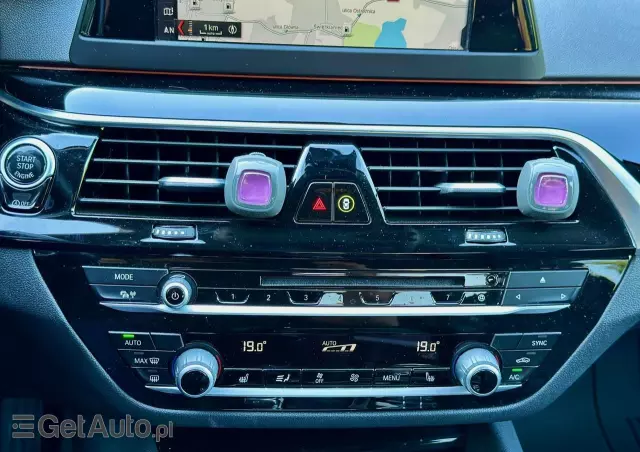 BMW Seria 5 520i Luxury Line sport