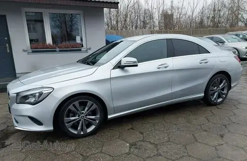 MERCEDES-BENZ CLA 