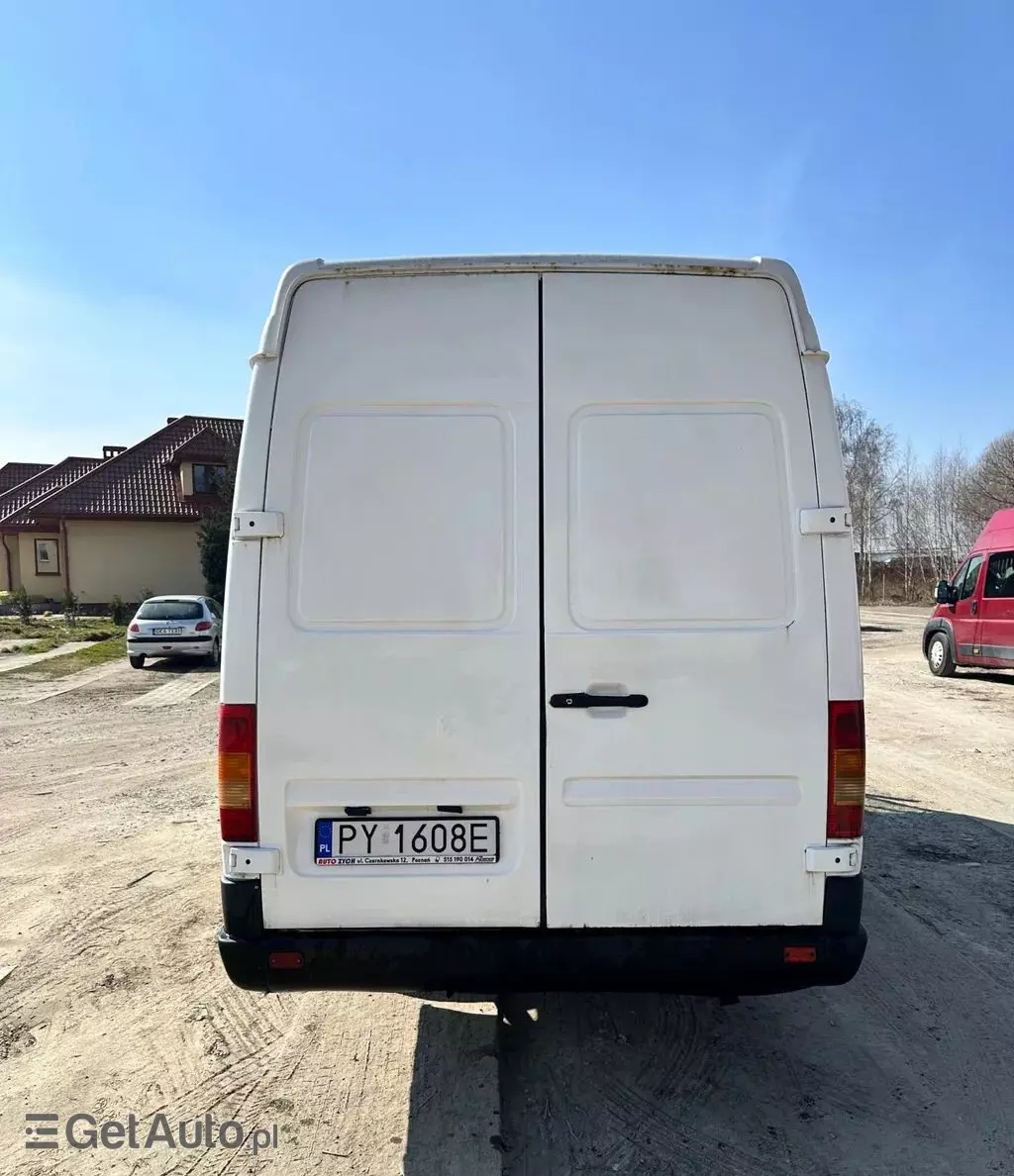 VOLKSWAGEN LT 