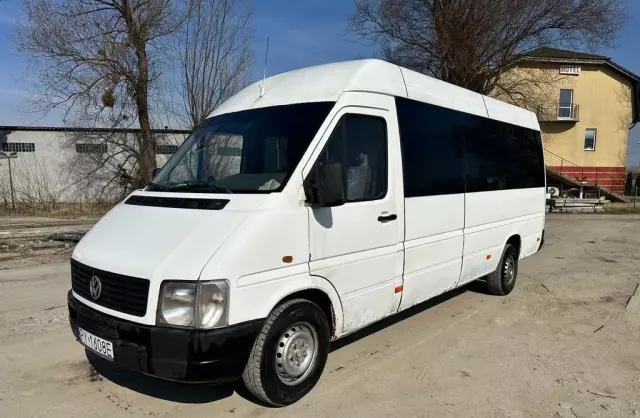 VOLKSWAGEN LT 