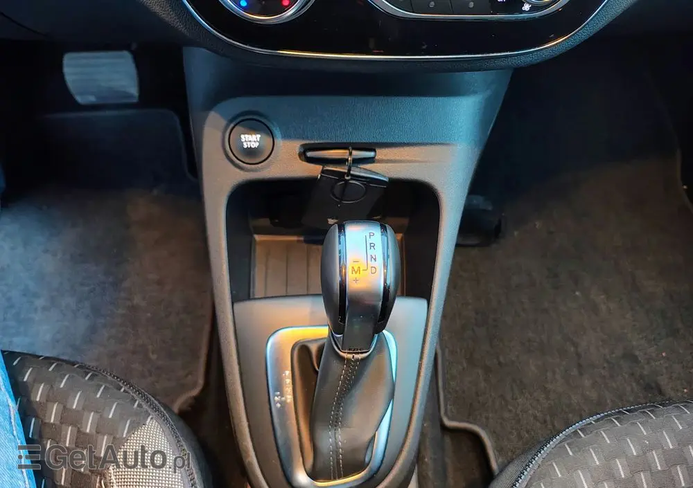 RENAULT Captur TCe 150 EDC GPF COLLECTION