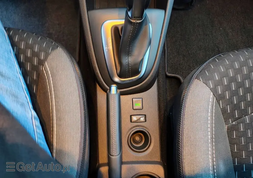 RENAULT Captur TCe 150 EDC GPF COLLECTION