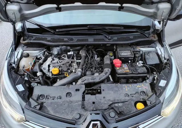 RENAULT Captur TCe 150 EDC GPF COLLECTION