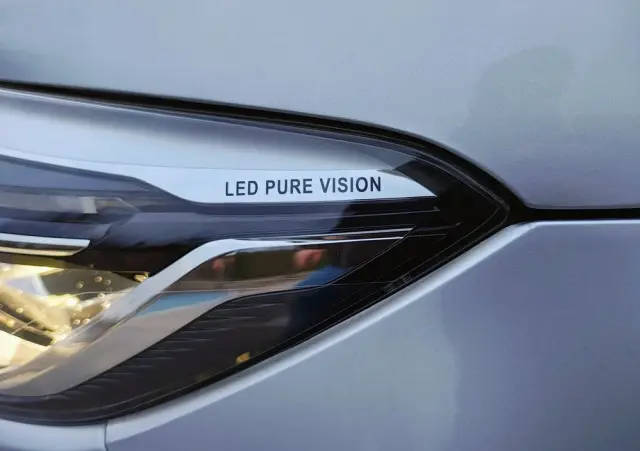 RENAULT Captur TCe 150 EDC GPF COLLECTION