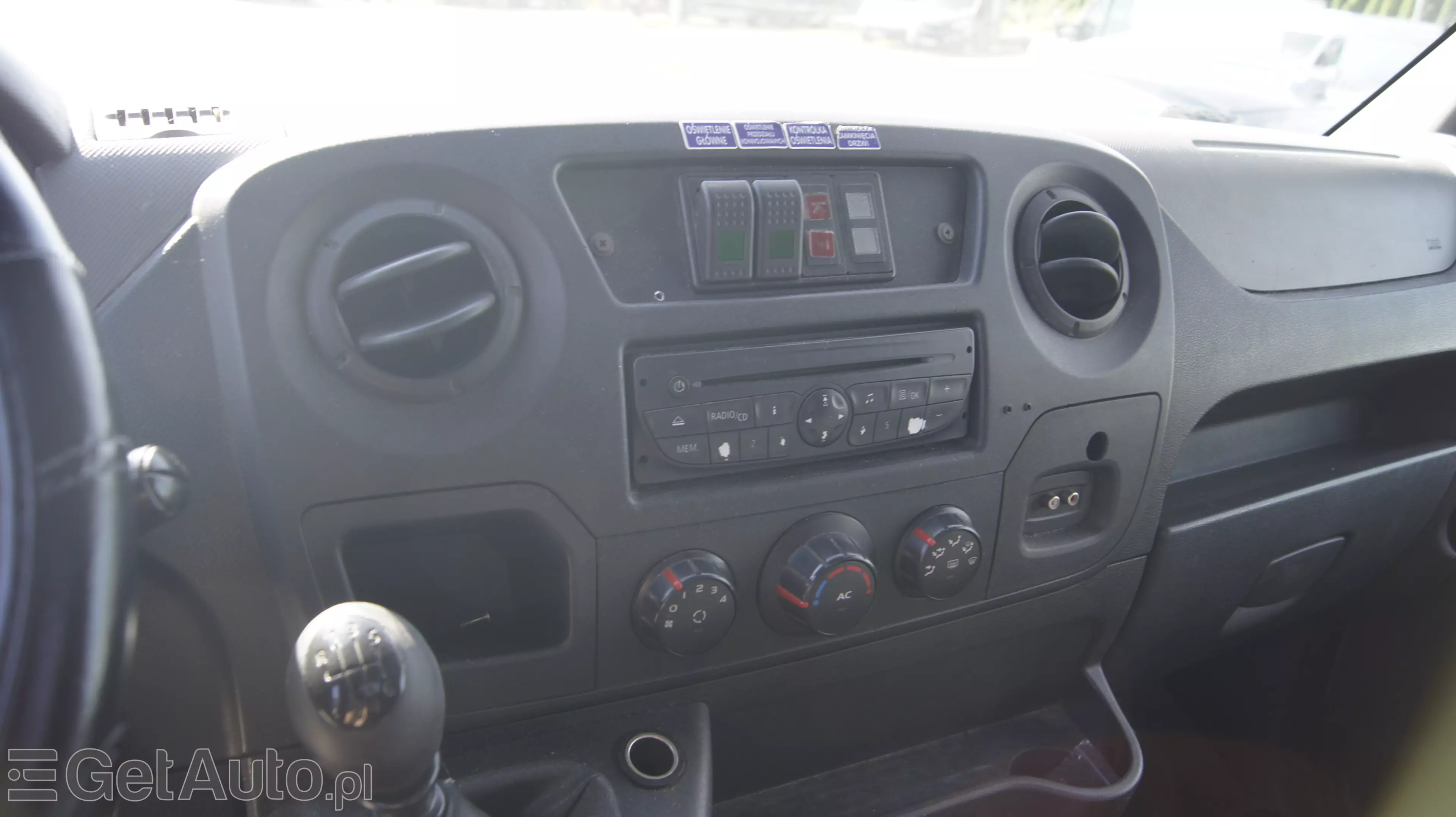 RENAULT Master 9 osobowy