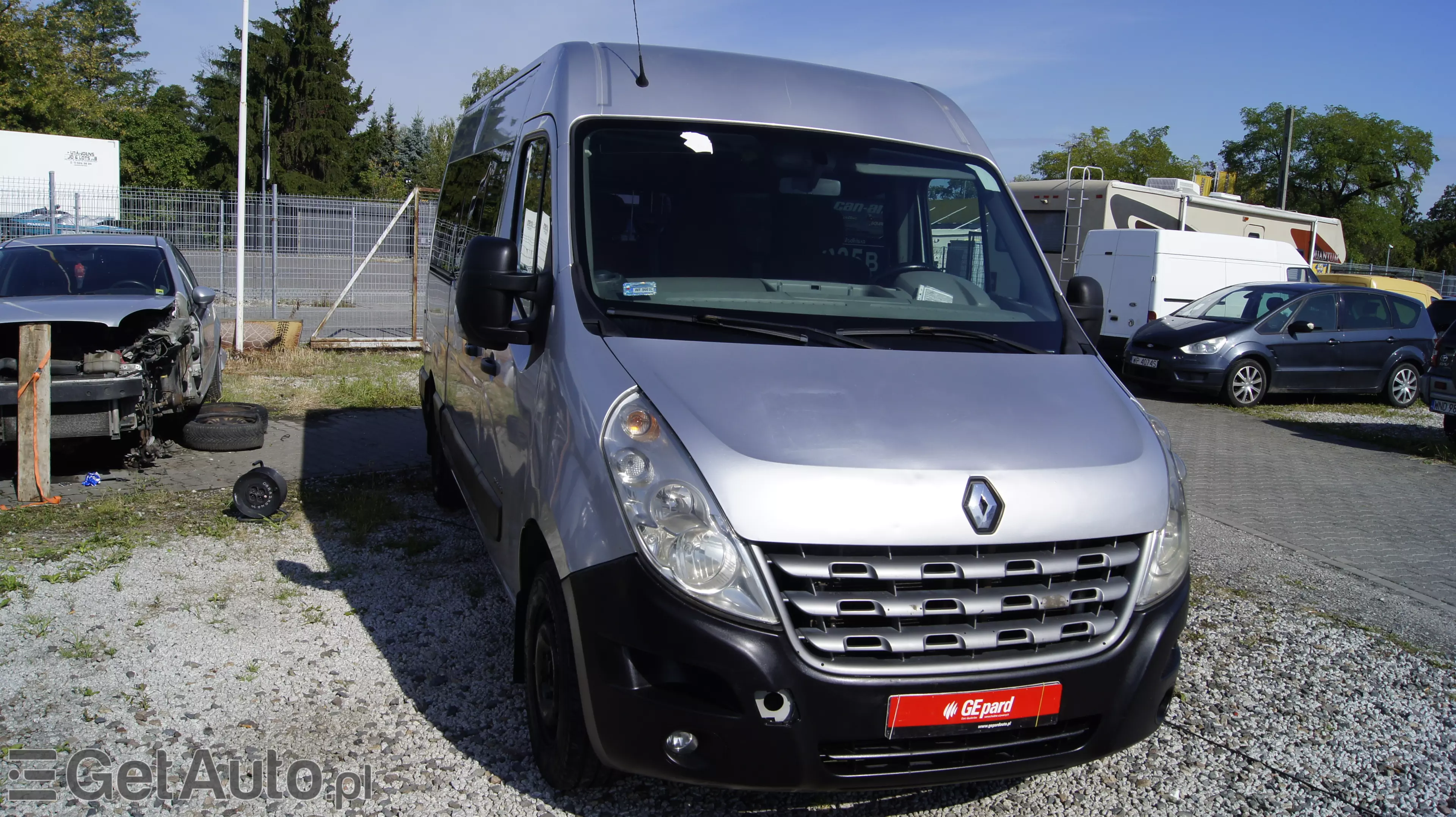 RENAULT Master 9 osobowy