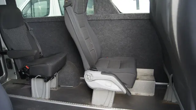 RENAULT Master 9 osobowy