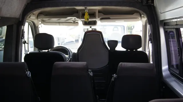 RENAULT Master 9 osobowy