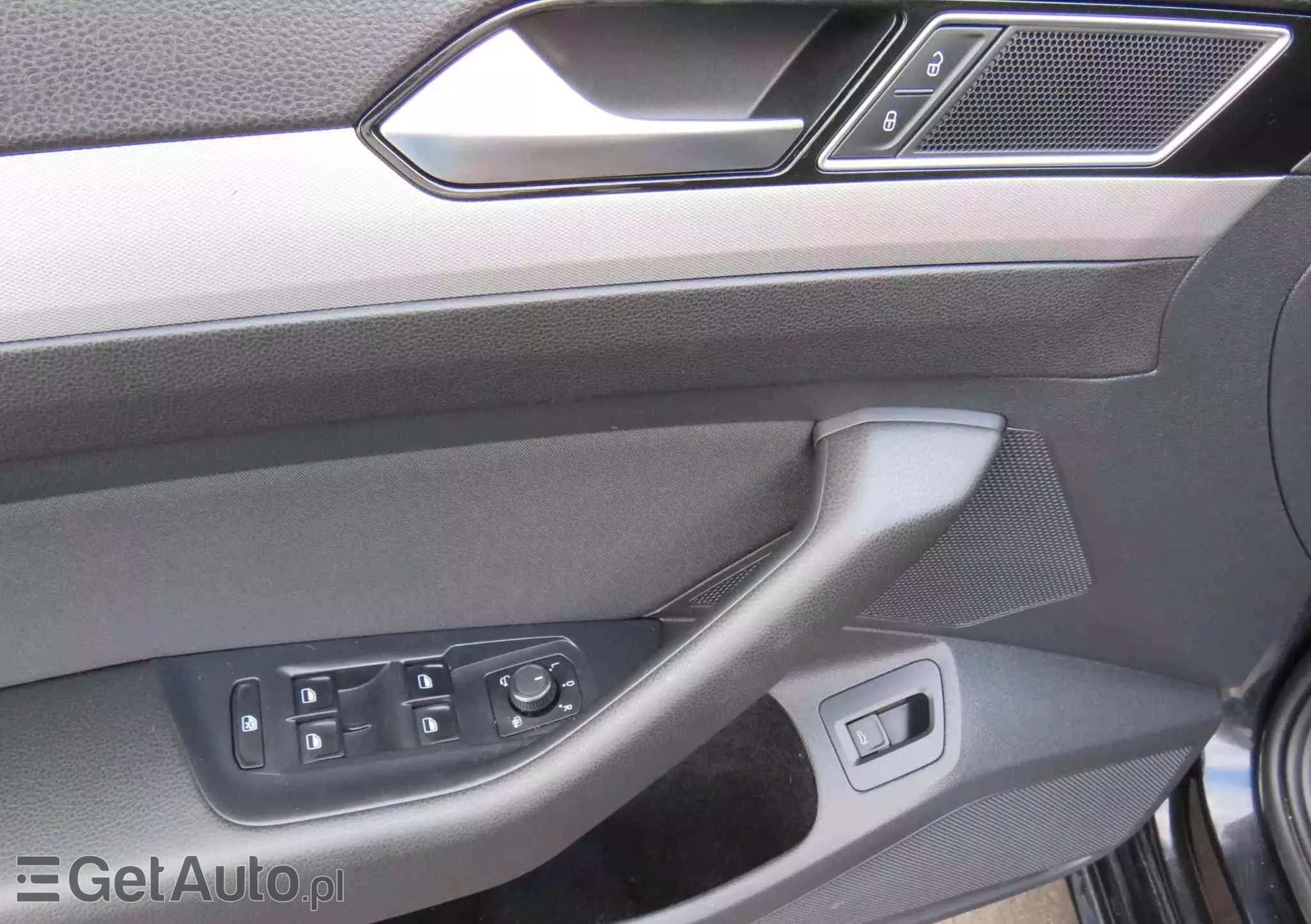 VOLKSWAGEN Passat Variant 2.0 TDI (BlueMotion Technology) Highline