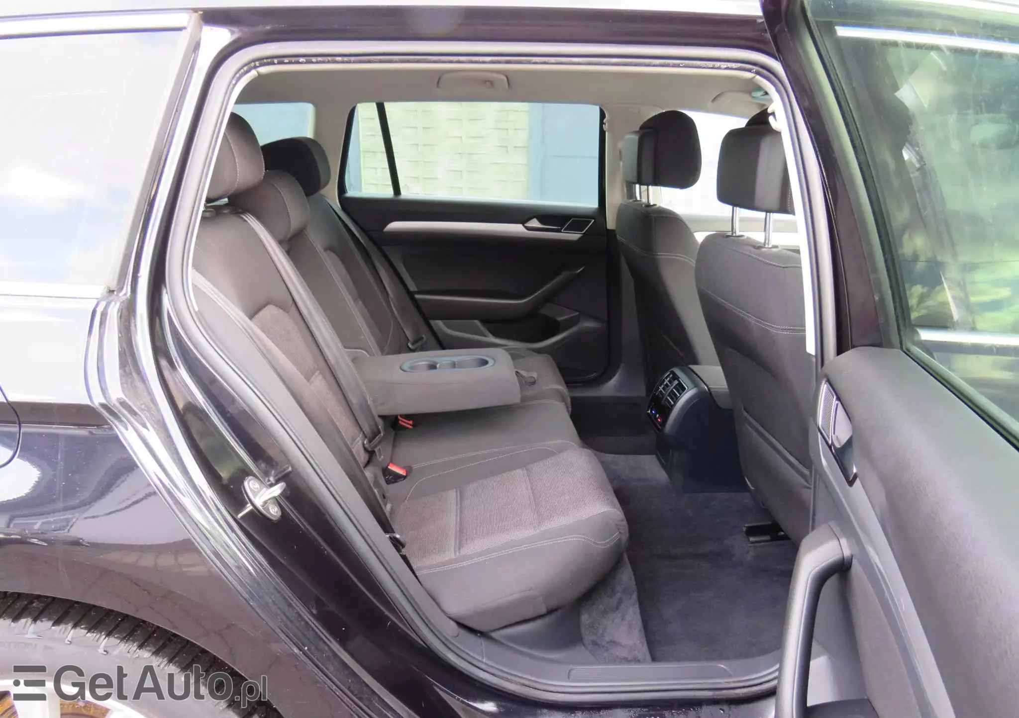 VOLKSWAGEN Passat Variant 2.0 TDI (BlueMotion Technology) Highline