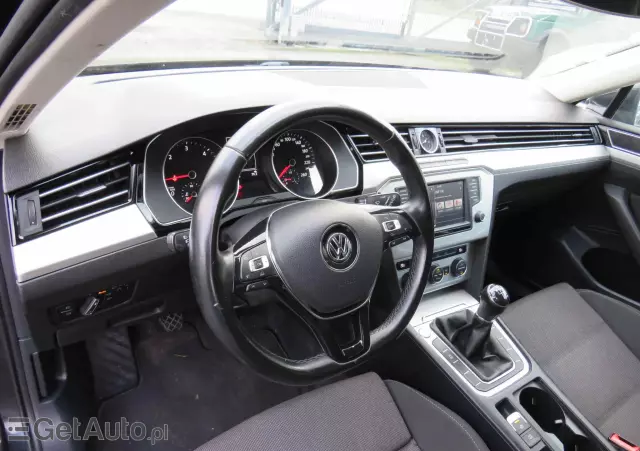 VOLKSWAGEN Passat Variant 2.0 TDI (BlueMotion Technology) Highline