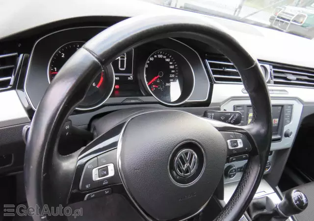 VOLKSWAGEN Passat Variant 2.0 TDI (BlueMotion Technology) Highline