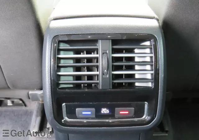 VOLKSWAGEN Passat Variant 2.0 TDI (BlueMotion Technology) Highline