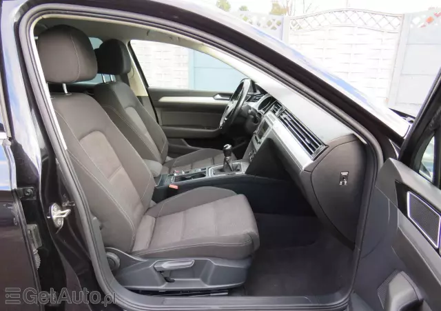 VOLKSWAGEN Passat Variant 2.0 TDI (BlueMotion Technology) Highline