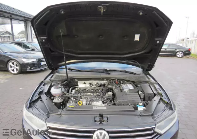 VOLKSWAGEN Passat Variant 2.0 TDI (BlueMotion Technology) Highline